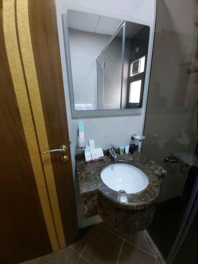 Downtown Plaza Hotel Apartment Pet Friendly Abu Dhabi Exterior photo